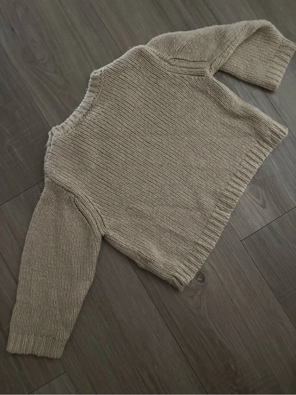 Zara Girl Cream Knit Sweater with Crochet Rose Details 3T